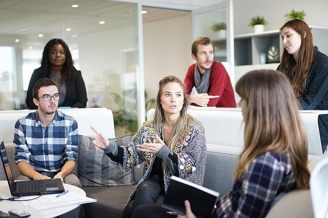 5 Strategies that Companies Like Disney and Google Use to Motivate Their Employees